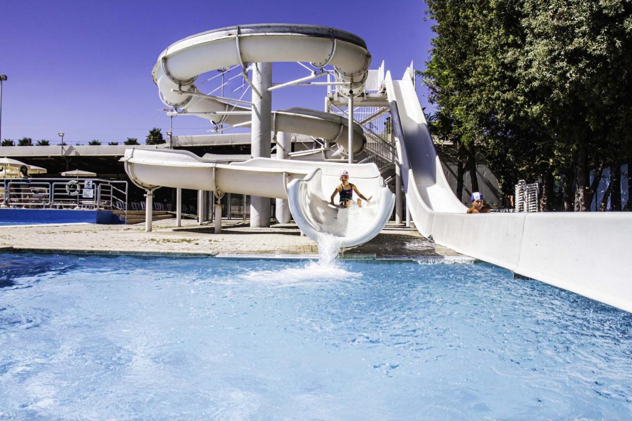 Villaggio Lido D'Abruzzo Roseto Degli Abruzzi Luaran gambar